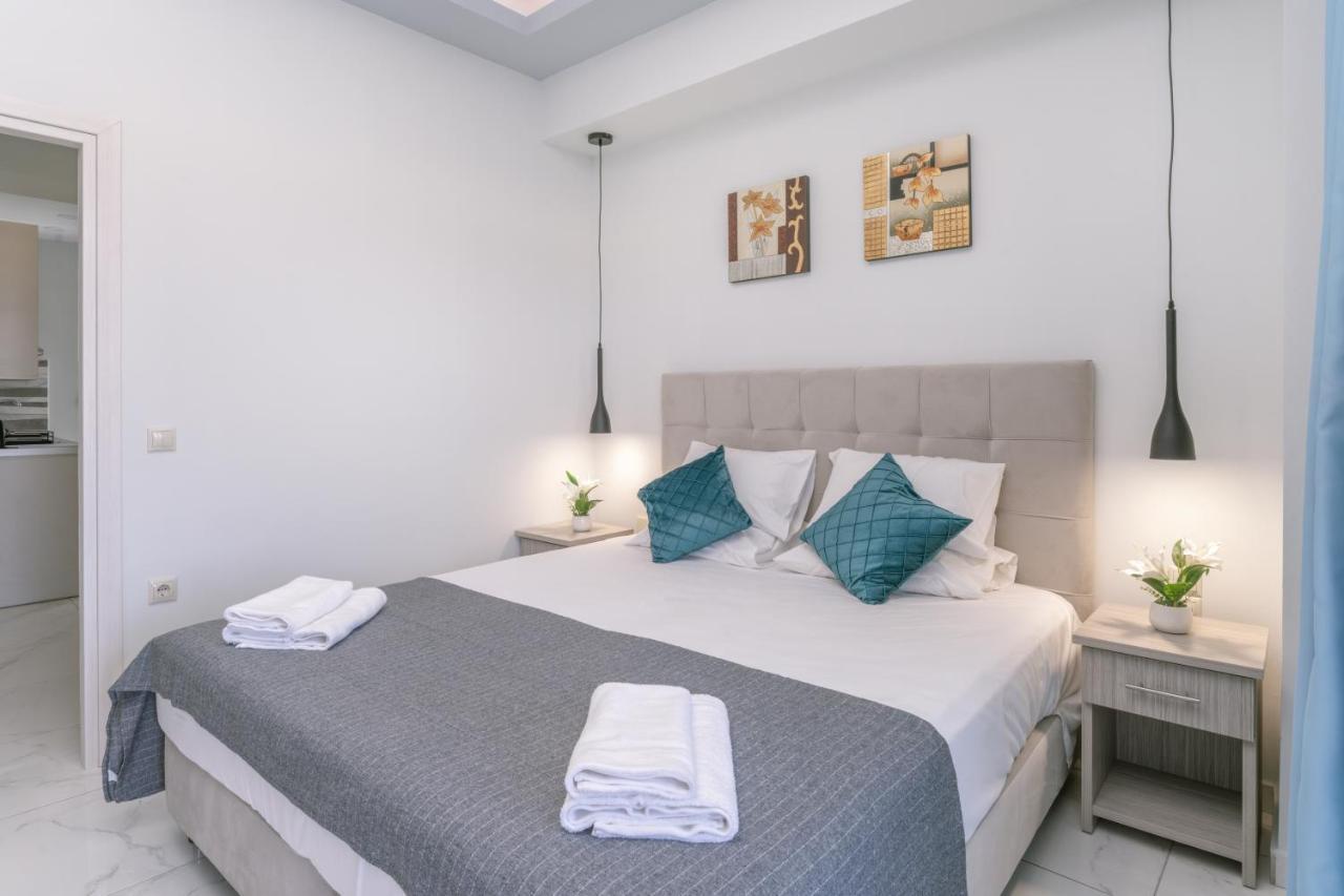 Callinica Hotel Циливи Екстериор снимка
