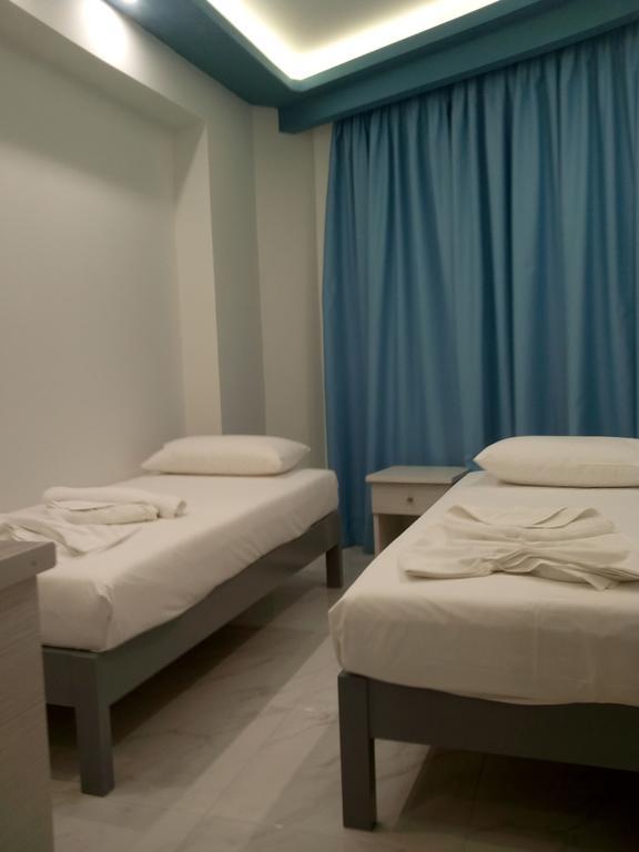 Callinica Hotel Циливи Екстериор снимка