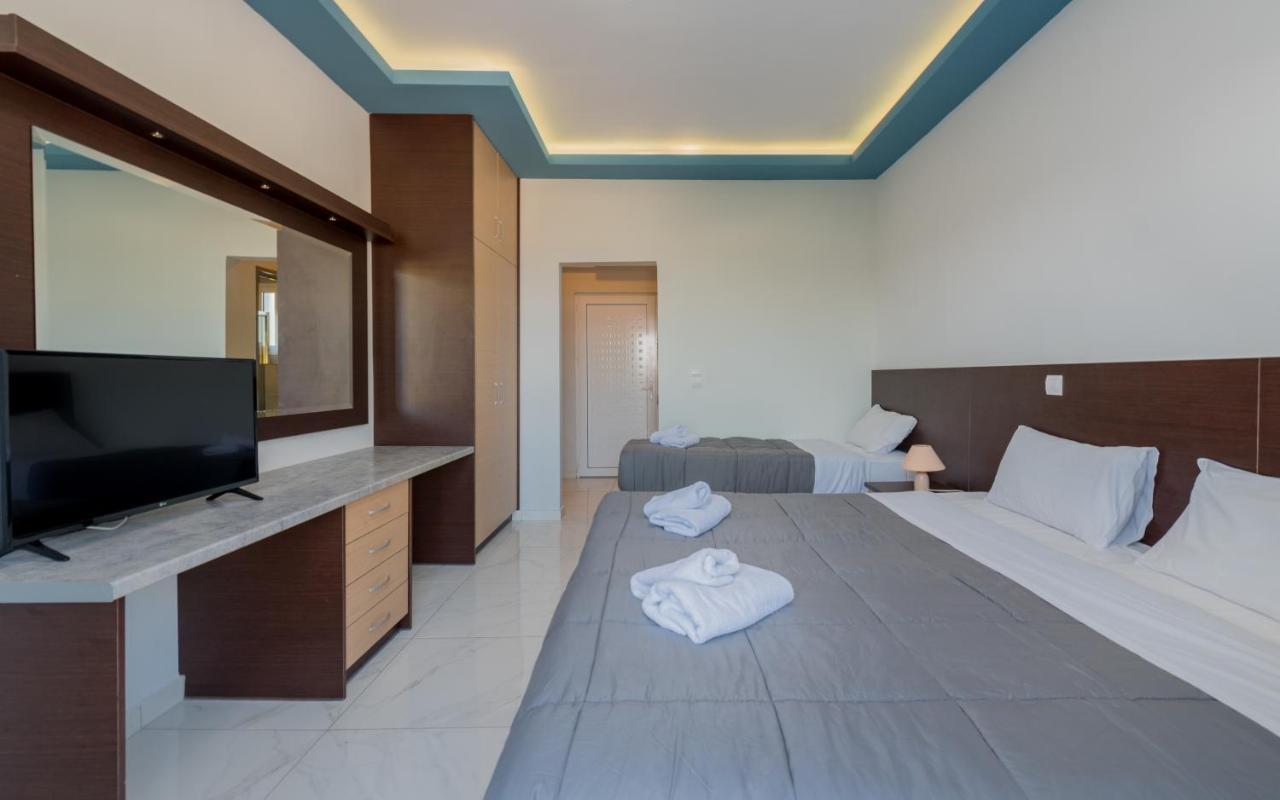 Callinica Hotel Циливи Екстериор снимка