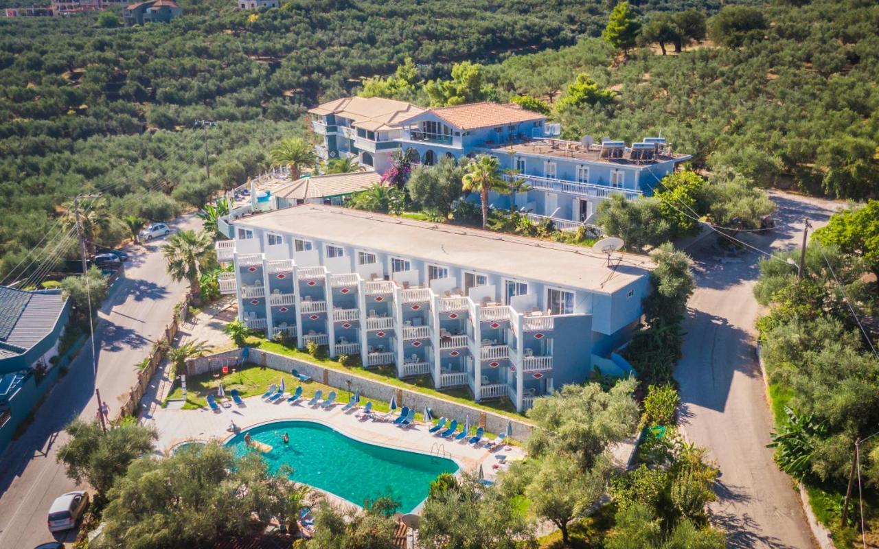 Callinica Hotel Циливи Екстериор снимка